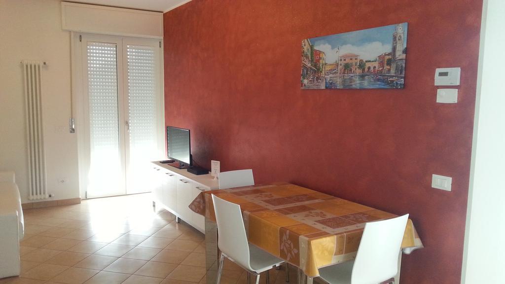 Appartamento Villa Tony Lazise Kültér fotó