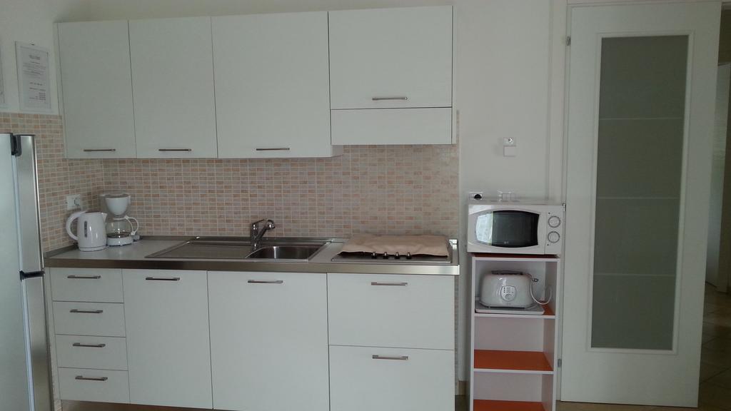 Appartamento Villa Tony Lazise Kültér fotó